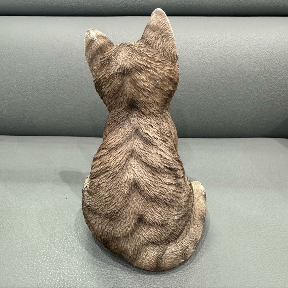 Kitten Assortment 7.75 Statue Border Concepts Inc. Cat Figurine - Picture 4 of 8